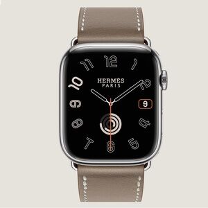 Men Hermès Apple Watch, leather band.Original, with charger included.barely used